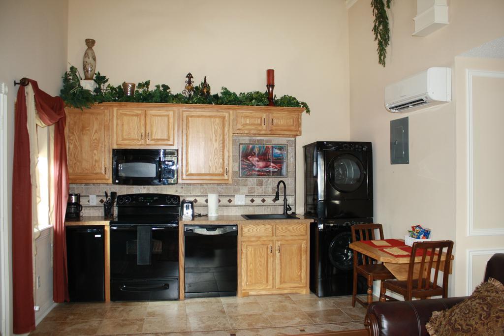Woodrow House Bed & Breakfast Lubbock Exteriör bild